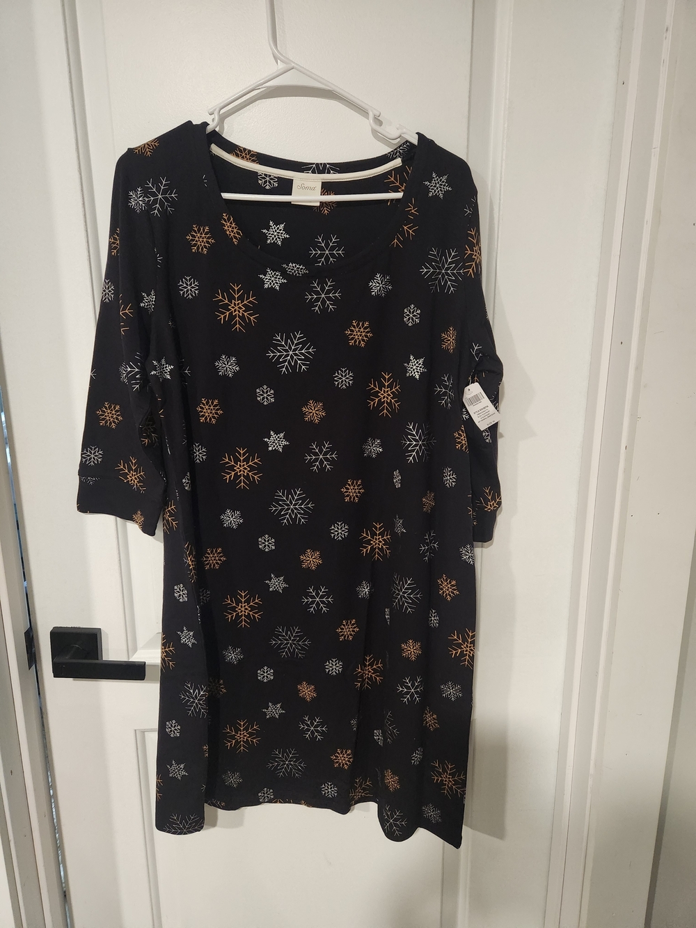 Soma Black Sleepwear with Gold and Silver Snowflake Print